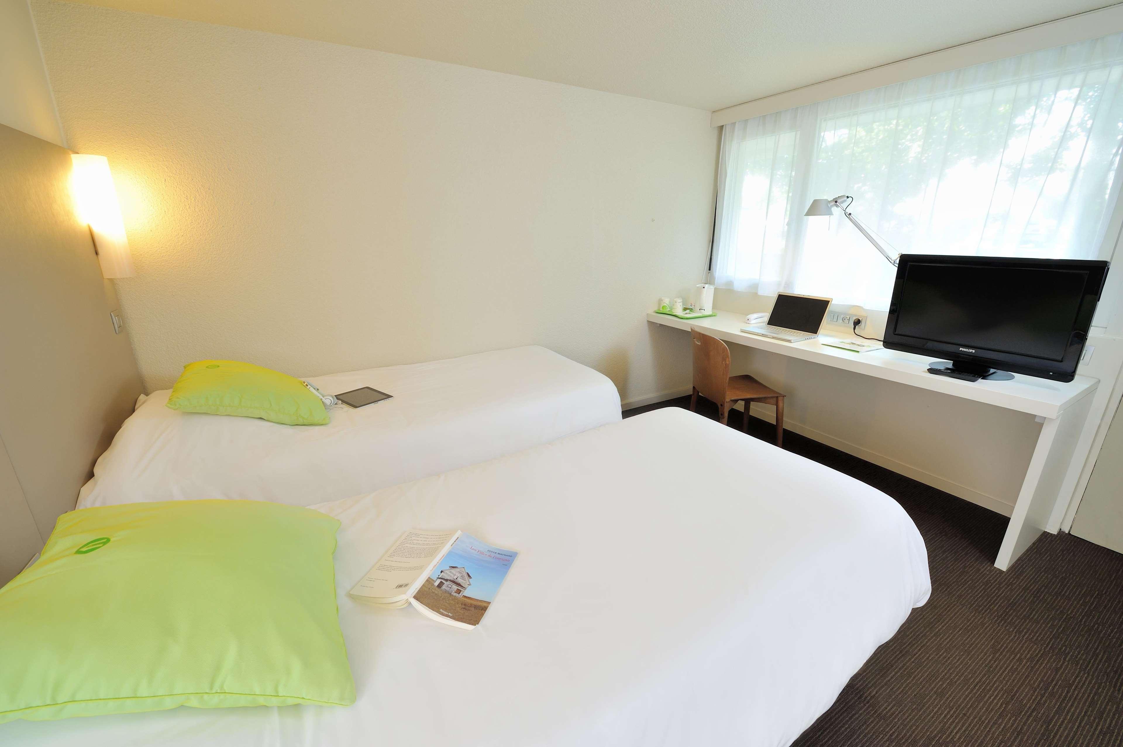 Campanile Nature - Bordeaux Sud Pessac Песак Екстериор снимка