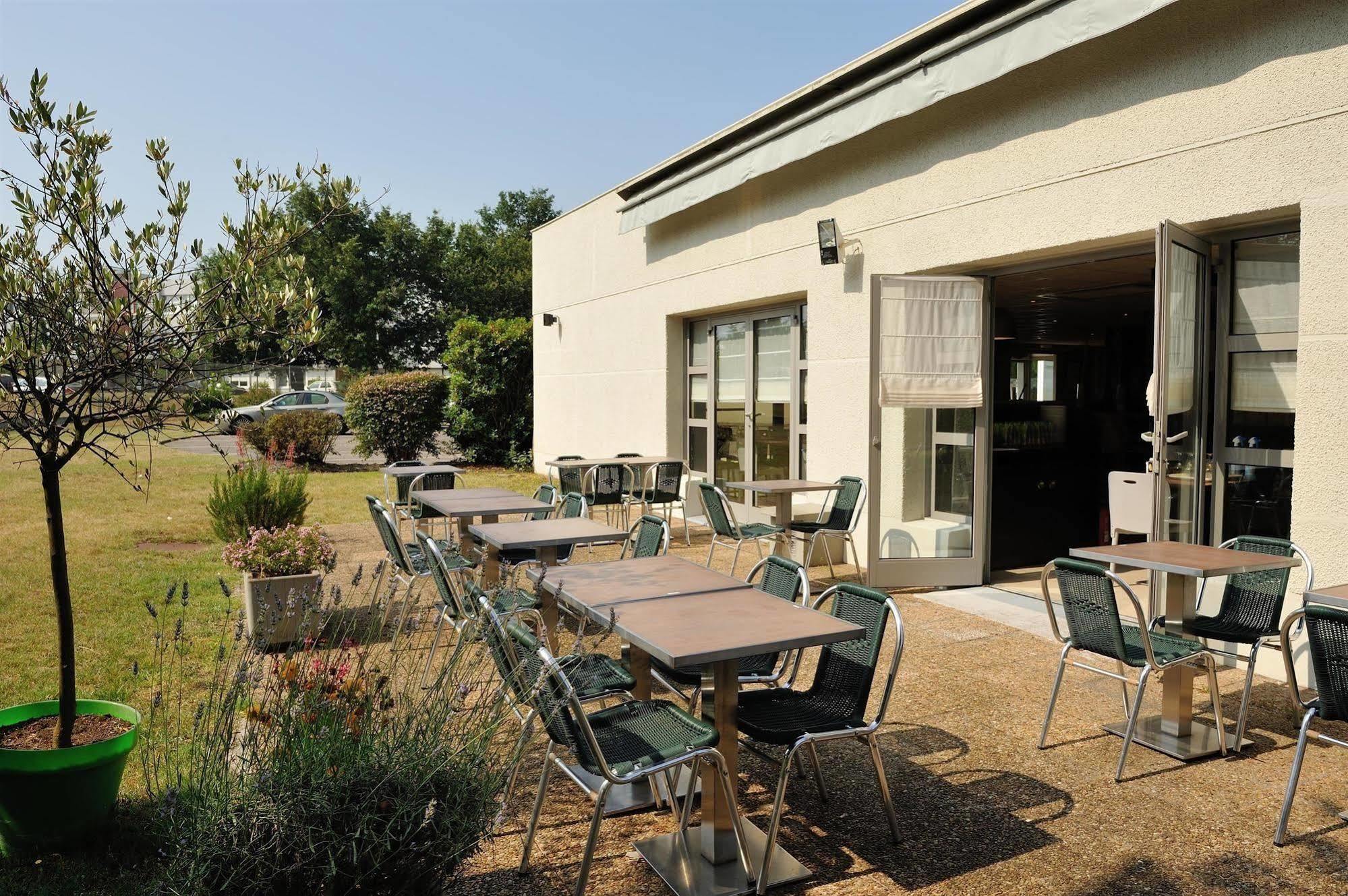 Campanile Nature - Bordeaux Sud Pessac Песак Екстериор снимка